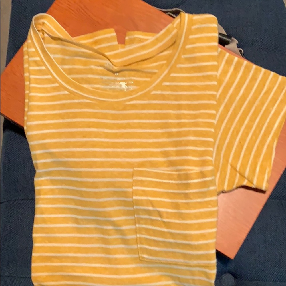 Arizona yellow and white striped t short sleeves
